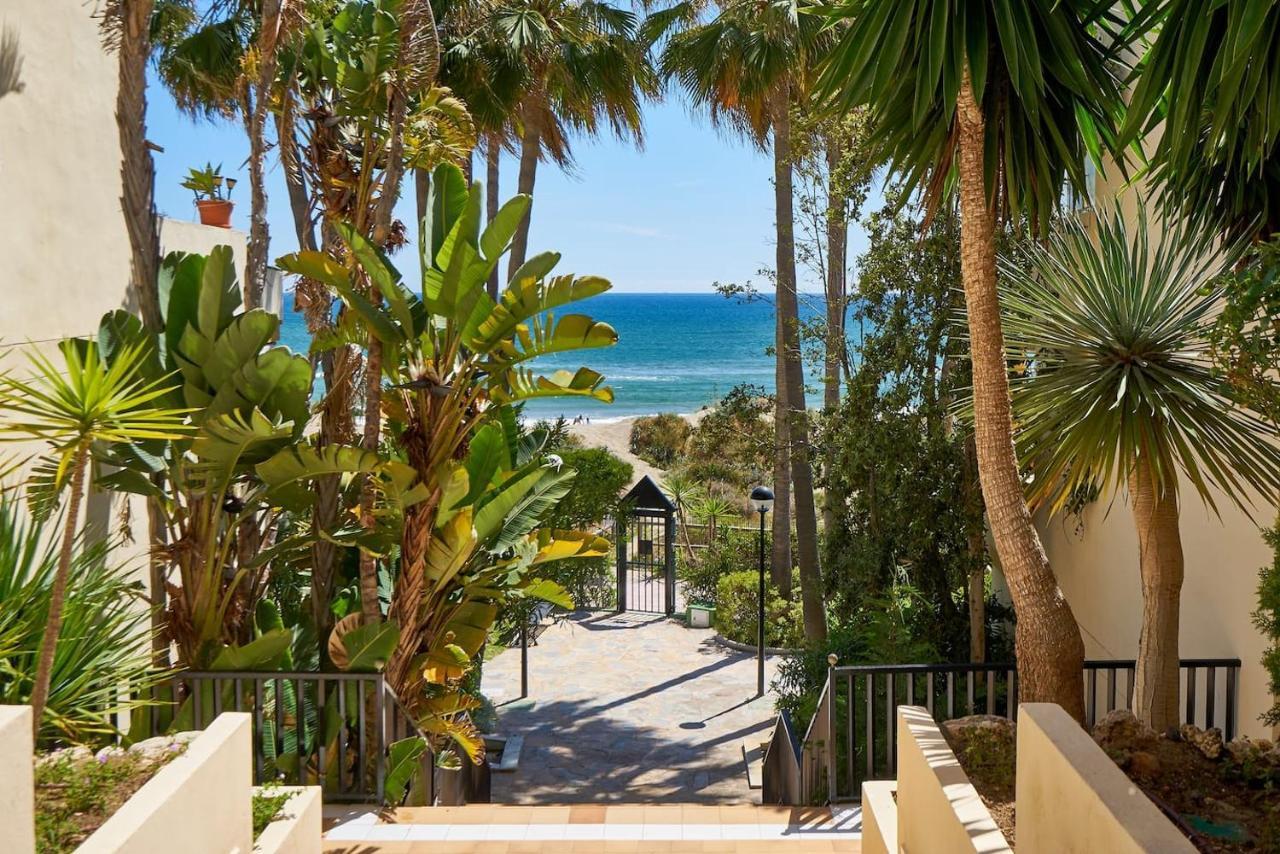 Oleholidays 517 Romana Playa Junto A La Playa Marbella Exterior photo